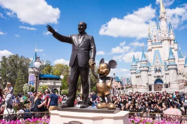 Disneyland s'invite dans fortnite pour célébrer les 70 ans du parc